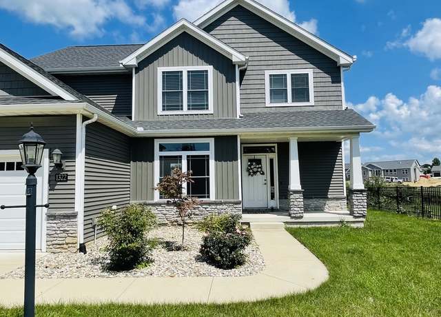 Property at 1322 Sweet Grass Dr, Mahomet, IL 61853, 5 beds, 3.5 baths