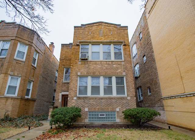 Property at 2810 W Lunt Ave, Chicago, IL 60645, 5 beds, 3 baths