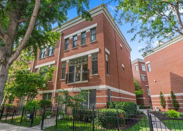 Property at 1050 W Fry St, Chicago, IL 60642, 3 beds, 2.5 baths