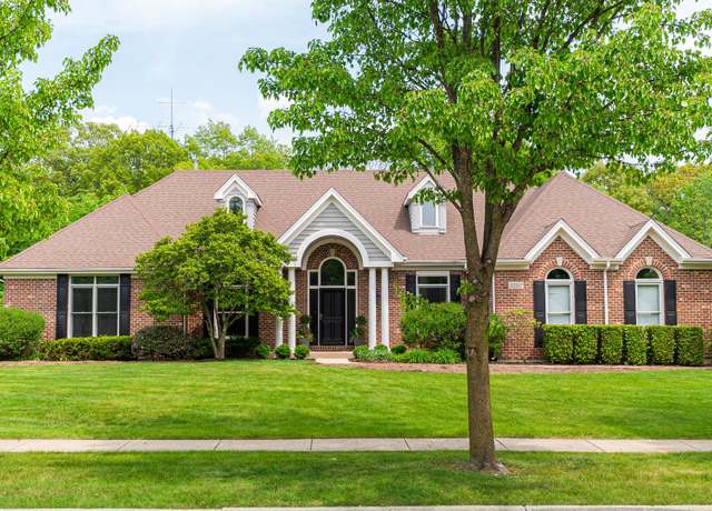 Property at 3302 Greenwood Ln, St. Charles, IL 60175, 5 beds, 4.5 baths