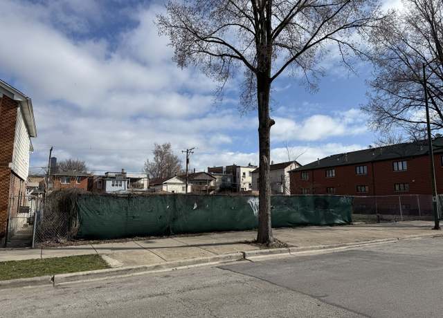Property at 310 W 24th Pl, Chicago, IL 60616