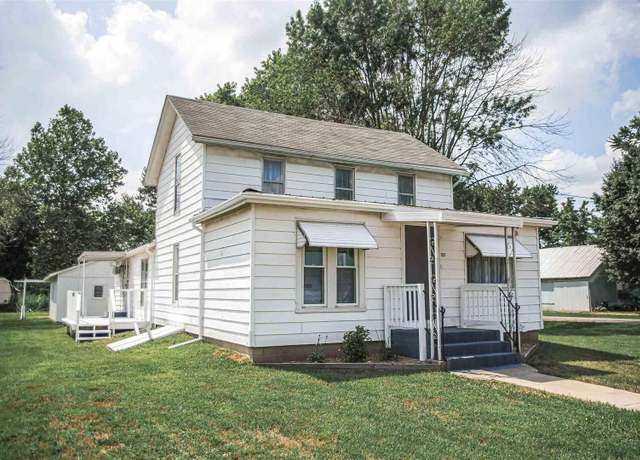 Property at 121 N Broad St, Loraine, IL 62349, 3 beds, 1 bath