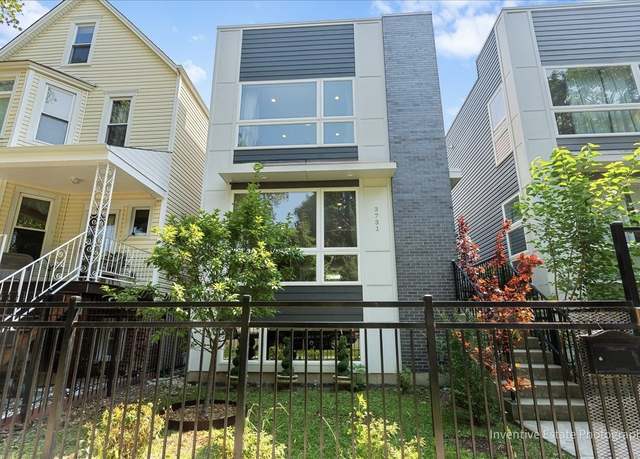 Property at 3731 W Lyndale St, Chicago, IL 60647, 4 beds, 3.5 baths