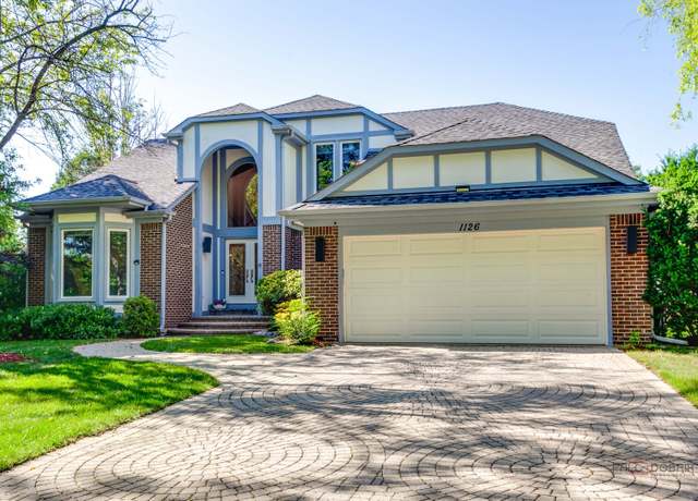 Property at 1126 Saint Clair Ln, Vernon Hills, IL 60061, 4 beds, 2.5 baths