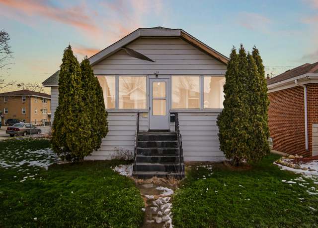 Property at 579 Freeland Ave, Calumet City, IL 60409, 3 beds, 1.5 baths