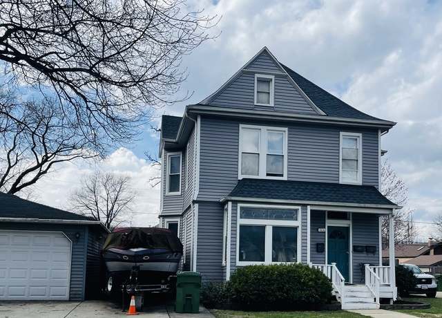 Property at 9330 S 51st Ave, Oak Lawn, IL 60453, 4 beds, 2 baths