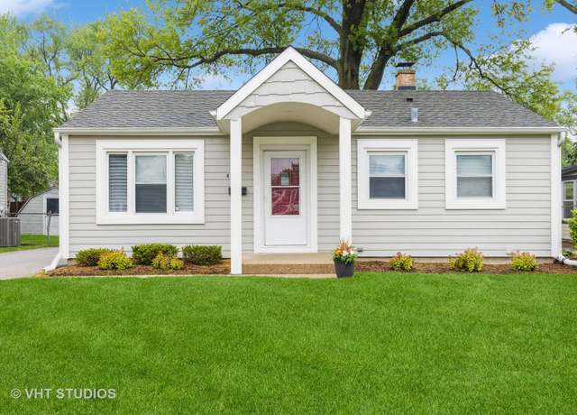Property at 484 Everett Ave, Crystal Lake, IL 60014, 3 beds, 2 baths