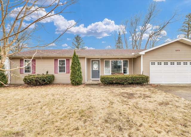 Property at 1695 Willowdale Dr, St. Joseph, IL 61873, 3 beds, 2 baths
