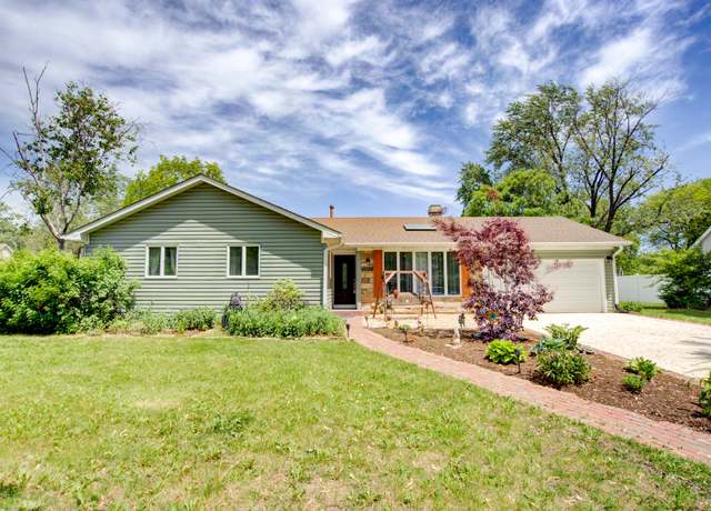 Property at 2006 Bristol Ct, Naperville, IL 60565, 4 beds, 2 baths