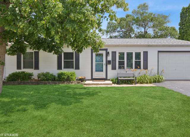 Property at 521 Everette Ave, Romeoville, IL 60446, 3 beds, 1 bath