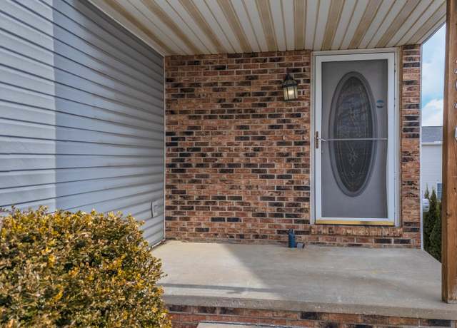 Property at 1204 Henry St, Normal, IL 61761, 4 beds, 3.5 baths