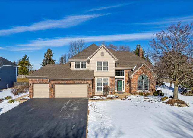 Property at 929 Mark Twain Trl, Batavia, IL 60510, 4 beds, 3.5 baths