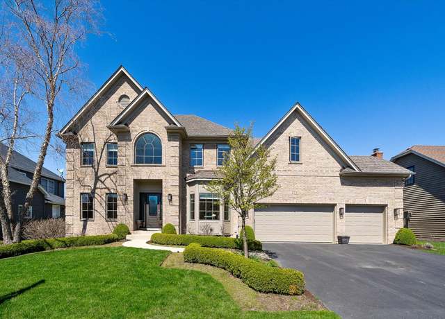 Property at 3711 Bluejay Ln, Naperville, IL 60564, 4 beds, 5 baths