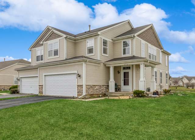 Property at 600 Schubert St, Woodstock, IL 60098, 3 beds, 2.5 baths