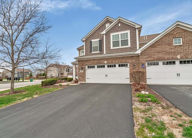 Property at 16041 W Coneflower Dr, Lockport, IL 60441, 3 beds, 2.5 baths