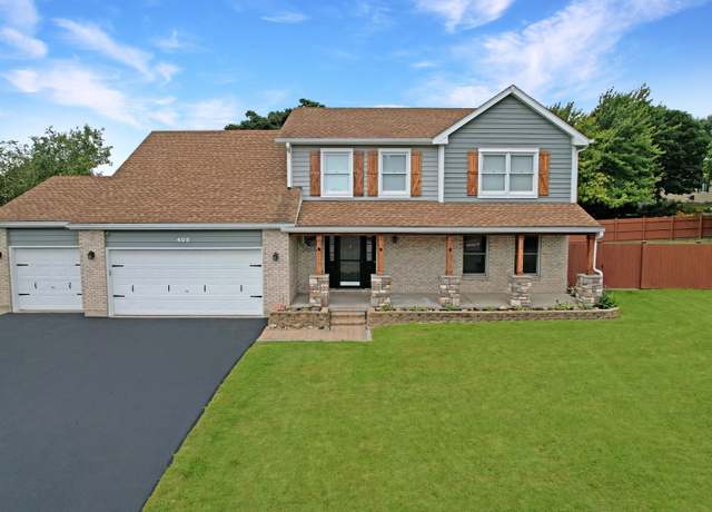 Property at 405 Oakwood St, Yorkville, IL 60560, 4 beds, 2.5 baths