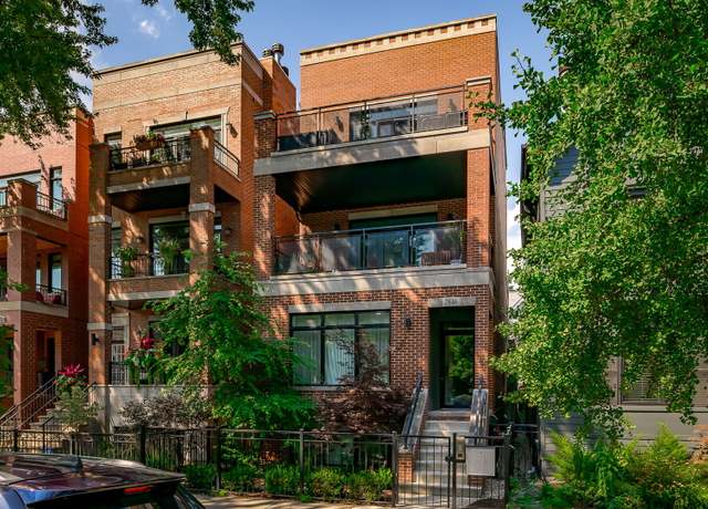 Property at 2846 N Racine Ave #3, Chicago, IL 60657, 2 beds, 2 baths