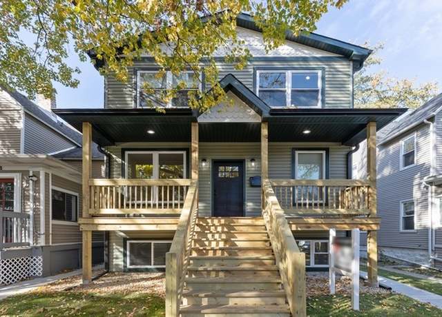 Property at 3326 Clinton Ave, Berwyn, IL 60402, 5 beds, 3.5 baths