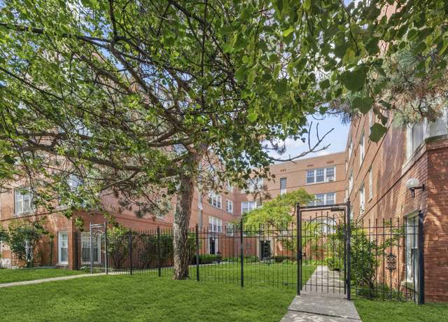 Property at 2434 W Farragut St Unit 3B, Chicago, IL 60625, 2 beds, 1 bath