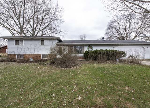 Property at 26147 W Channel Ave, Antioch, IL 60002, 3 beds, 2 baths