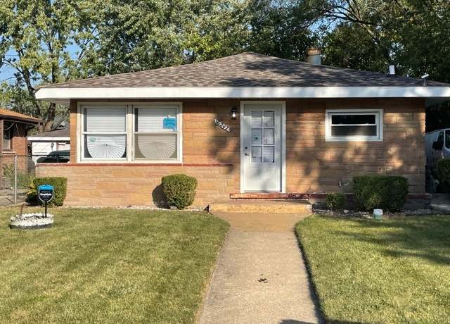 Property at 16247 Paulina St, Markham, IL 60428, 3 beds, 1 bath