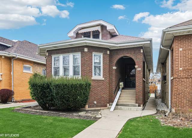 Property at 2927 N Lotus Ave, Chicago, IL 60641, 4 beds, 1.5 baths