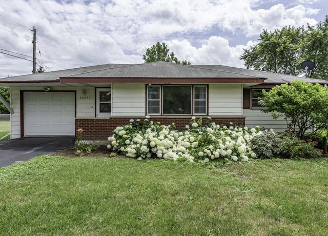 Property at 22271 W Terry Dr S, Lake Villa, IL 60046, 2 beds, 1 bath