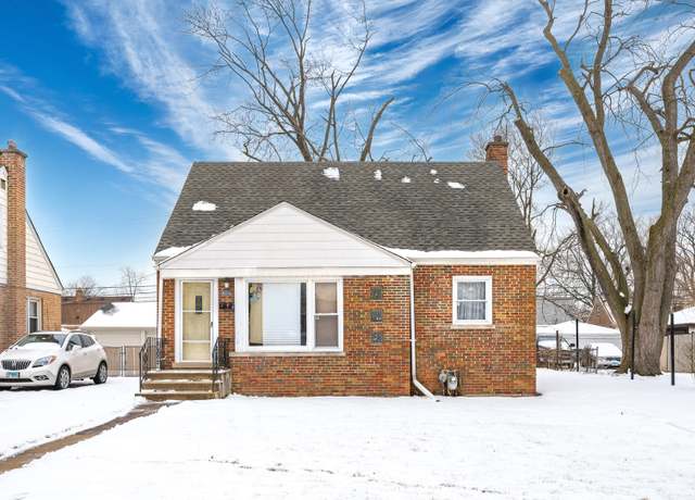 Property at 1527 Wentworth Ave, Calumet City, IL 60409, 4 beds, 1 bath