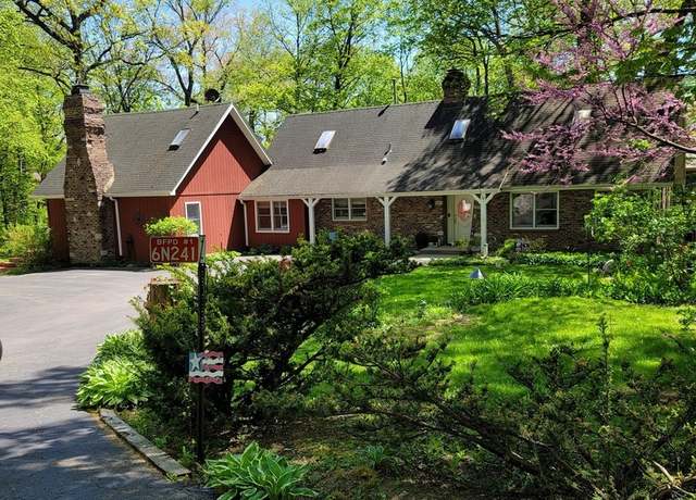 Property at 6N241 Roselle Rd, Roselle, IL 60172, 4 beds, 3.5 baths