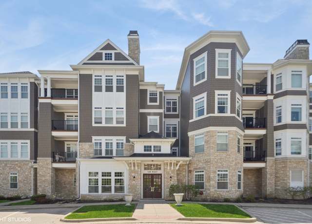Property at 149 W Kennedy Ln #208, Hinsdale, IL 60521, 3 beds, 2.5 baths