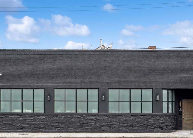 Property at 2733 N Pulaski Rd, Chicago, IL 60639, 4 beds, 3.5 baths