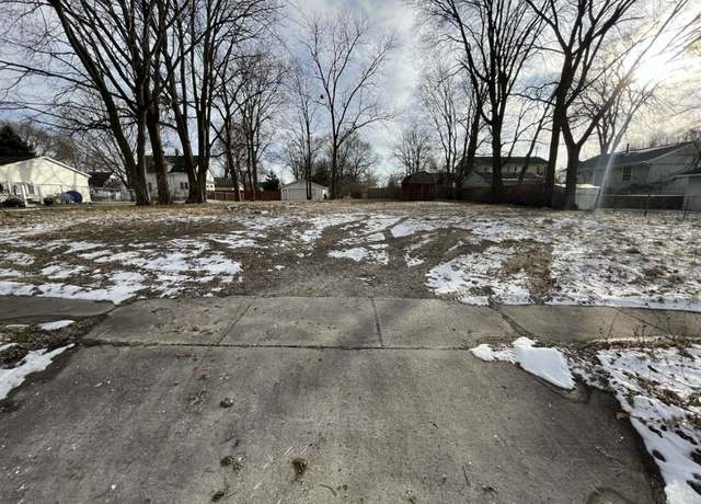 Property at 1306 W Miller St, Bloomington, IL 61701