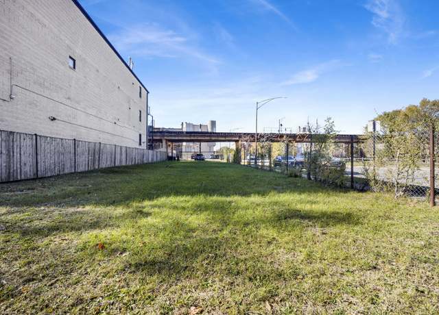 Property at 5900 S Calumet Ave, Chicago, IL 60637