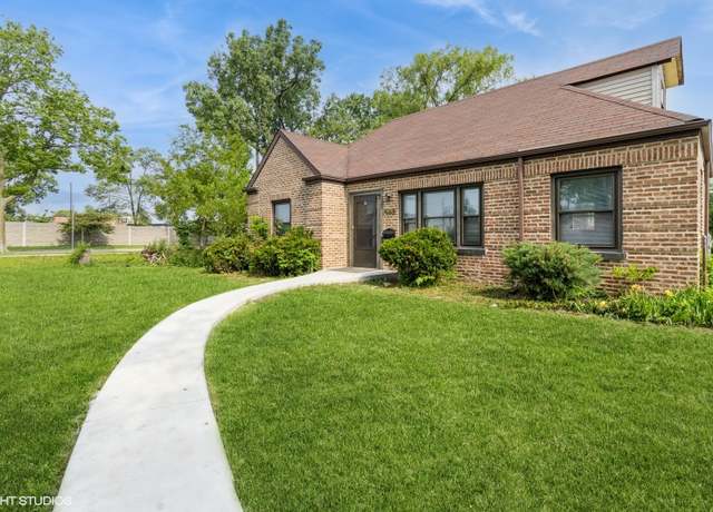 Property at 1678 Pratt Ave, Des Plaines, IL 60018, 3 beds, 1 bath