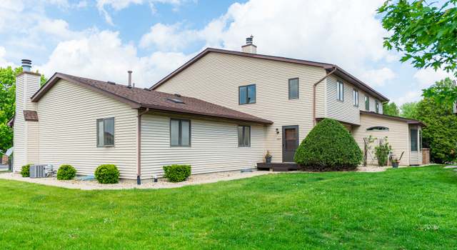 Photo of 1868 Kerrybrook Ct #1868, Sycamore, IL 60178