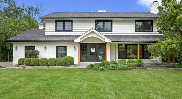 Photo of 9 Charleston Rd, Hinsdale, IL 60521