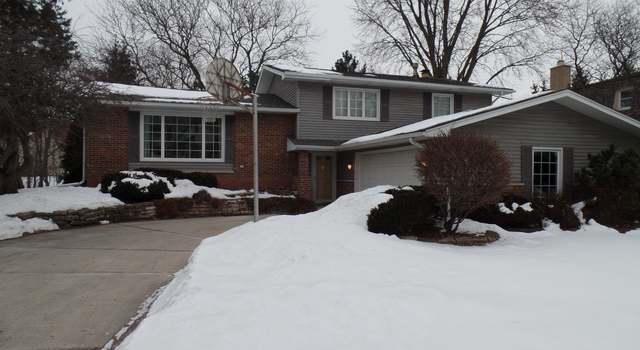 Photo of 1830 Bolson Dr, Downers Grove, IL 60516