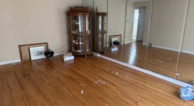 Photo of 8114 S Anthony Ave, Chicago, IL 60617