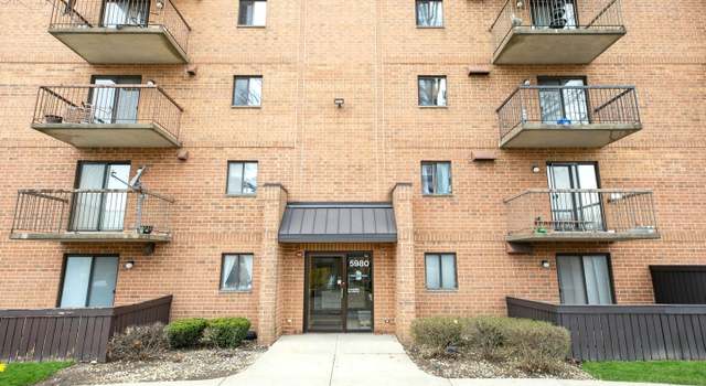 Photo of 5980 Lake Bluff Dr #601, Tinley Park, IL 60477