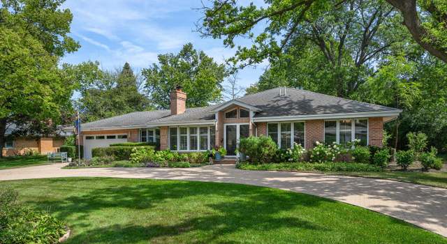Photo of 333 Rollwind Rd, Glenview, IL 60025