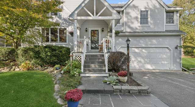 Photo of 404 Melrose Dr, Tower Lakes, IL 60010