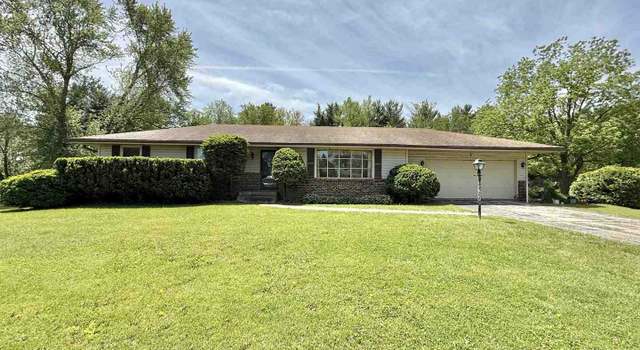 Photo of 8567 E Valley View Dr, Stillman Valley, IL 61084