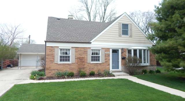 Photo of 2054 Pratt Ave, Des Plaines, IL 60018