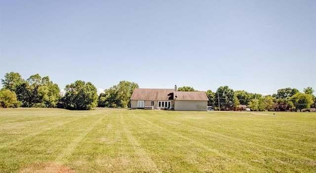 Photo of 1317 Old State Route 13, New Athens, IL 62264