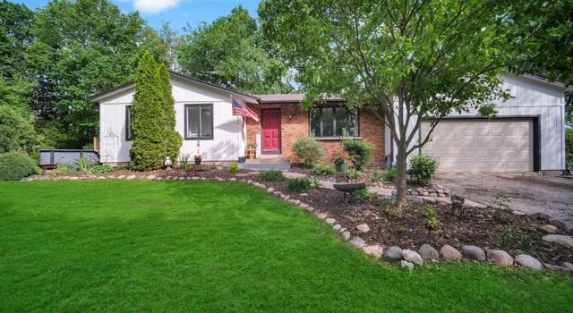 Photo of 25 Coy Park Dr, Newark, IL 60541