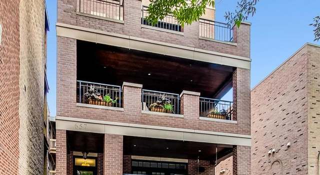 Photo of 657 W Melrose St #3, Chicago, IL 60657