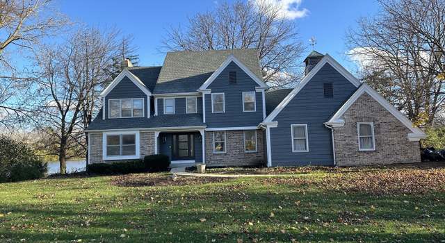 Photo of 2215 Harrow Gate Dr, Inverness, IL 60010