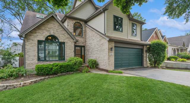 Photo of 1021 Oxford St, Downers Grove, IL 60516