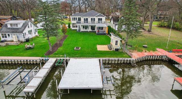 Photo of 3203 River Park Dr, Johnsburg, IL 60051