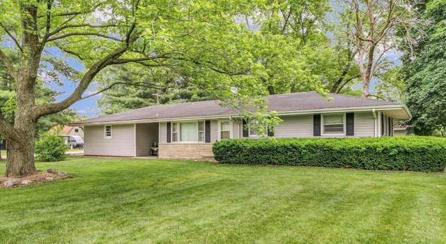Photo of 202 S Bourne St, Tolono, IL 61880